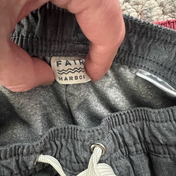 Bundle. 5 pairs of Fair Harbor shorts. 4 “one” shorts and 1 pair of swim trunks. - Picture 4 of 7